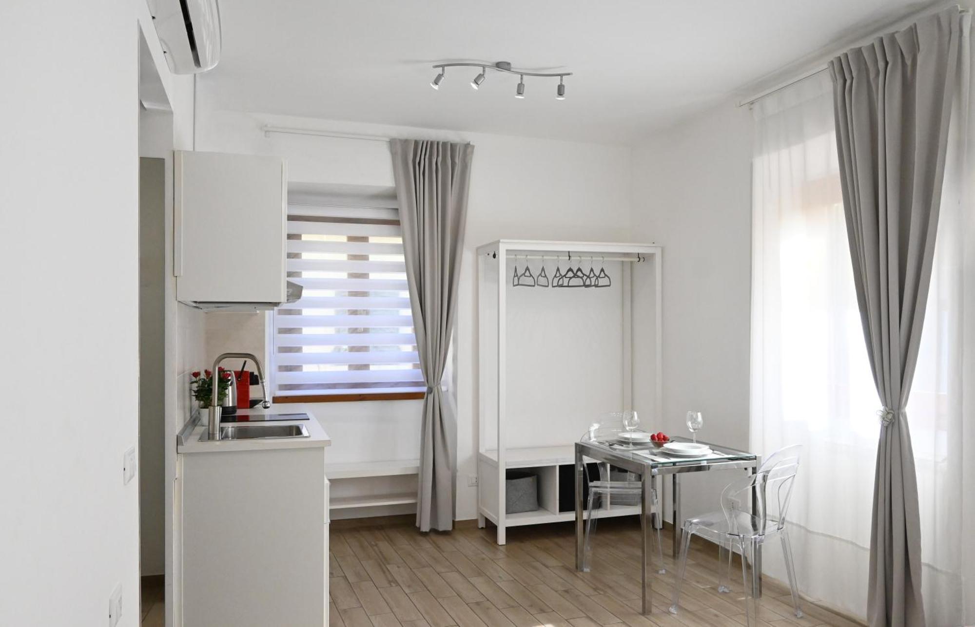 Dream David With Dome View Lift & Ac
